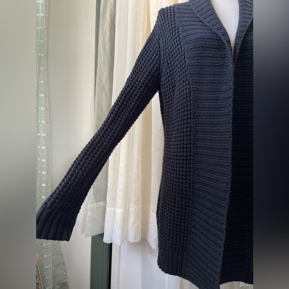 Old Navy Black Knit Cardigan - Picture 7 of 12